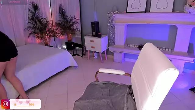 Check-out our cam rooms range and converse on a personal level with our delicious livecams streamers, showing off their spicy curves and toys.