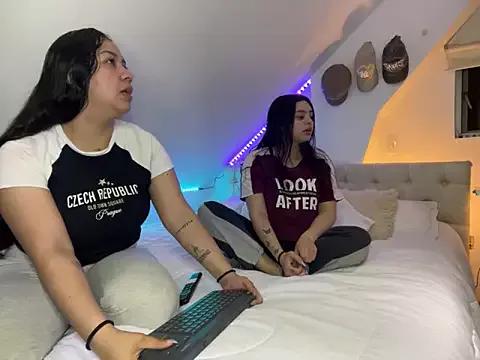 Scarlett_Jazmin from StripChat is Freechat
