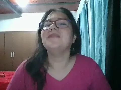 scarlett_widow_ from StripChat is Freechat