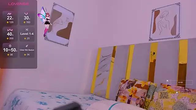 Selena-luxs from StripChat is Freechat