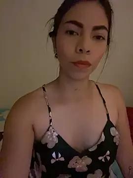 SelenaBelle from StripChat is Freechat