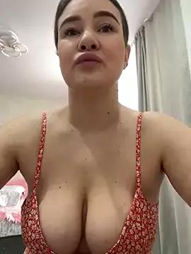SelenaBigTits from StripChat is Freechat