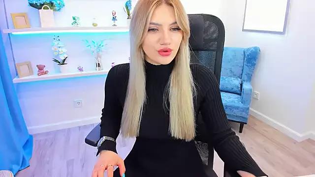 Check-out our cam rooms range and converse on a personal level with our delicious livecams streamers, showing off their spicy curves and toys.