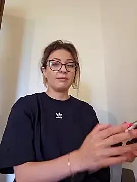 Selenna_emma from StripChat is Freechat