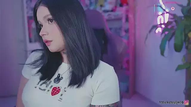 Check-out our cam rooms range and converse on a personal level with our delicious livecams streamers, showing off their spicy curves and toys.