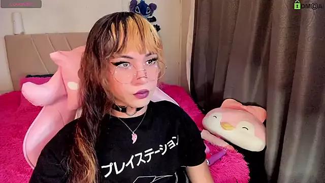 Photos of SeraphineADC from StripChat is Freechat
