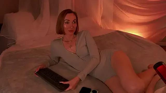 Serena_Waldarf from StripChat is Freechat