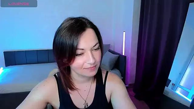 Serena_Woods from StripChat is Freechat