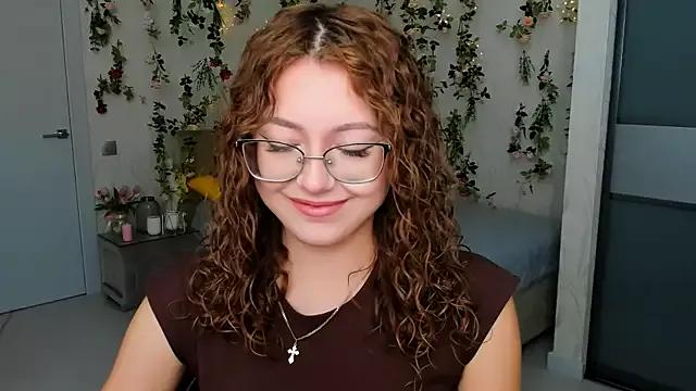 SereneFlame from StripChat is Freechat