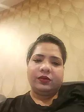 Sexy-Lara-69 from StripChat is Freechat