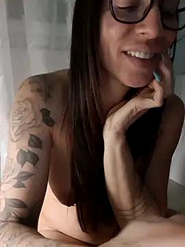 Check-out our cam rooms range and converse on a personal level with our delicious livecams streamers, showing off their spicy curves and toys.