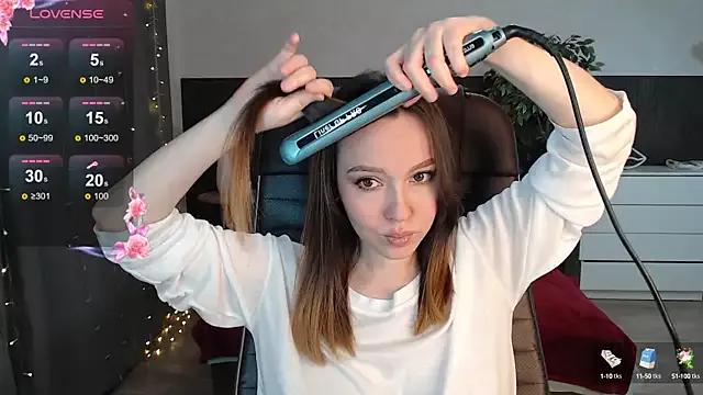 Check-out our cam rooms range and converse on a personal level with our delicious livecams streamers, showing off their spicy curves and toys.