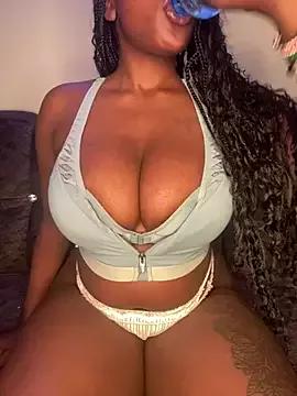 sexy_lunar from StripChat is Freechat