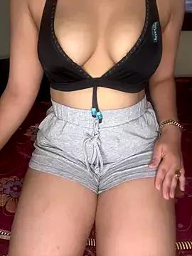 SexyBarbie_ from StripChat is Freechat