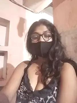 sexykrisha from StripChat is Freechat