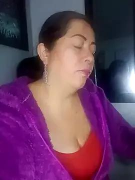SexyMomy_ from StripChat is Freechat