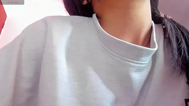 Sheilly_brown from StripChat is Freechat