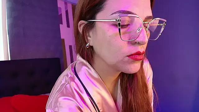 Skylar__Desire from StripChat is Freechat