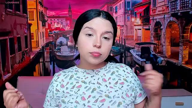 Small_naughty_ from StripChat is Freechat