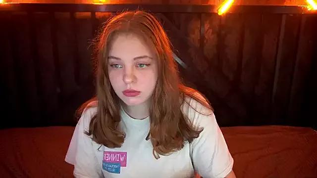 Check-out our cam rooms range and converse on a personal level with our delicious livecams streamers, showing off their spicy curves and toys.