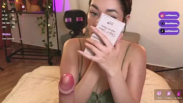 Soffimoon_ from StripChat is Freechat