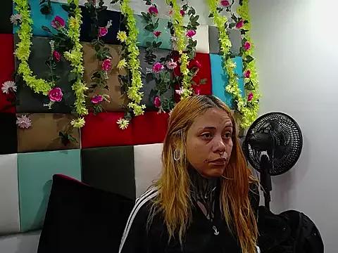 Sofi_Squirt_ from StripChat is Freechat
