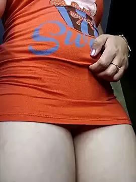 Check-out our cam rooms range and converse on a personal level with our delicious livecams streamers, showing off their spicy curves and toys.