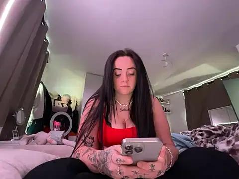 Check-out our cam rooms range and converse on a personal level with our delicious livecams streamers, showing off their spicy curves and toys.