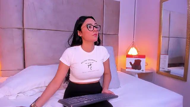 Check-out our cam rooms range and converse on a personal level with our delicious livecams streamers, showing off their spicy curves and toys.