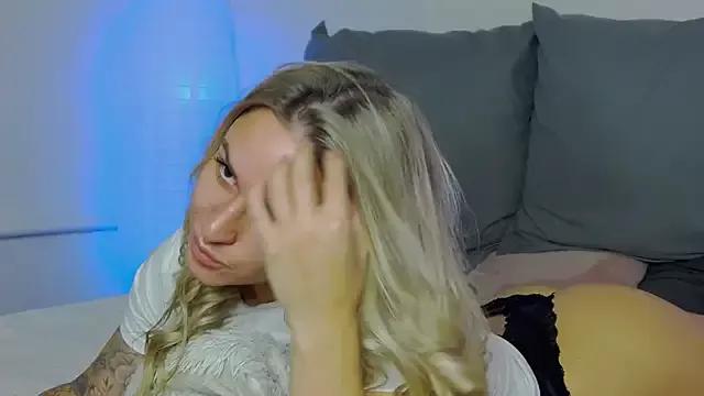 Check-out our cam rooms range and converse on a personal level with our delicious livecams streamers, showing off their spicy curves and toys.