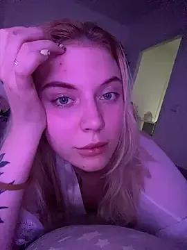 SofiyaDream from StripChat is Freechat