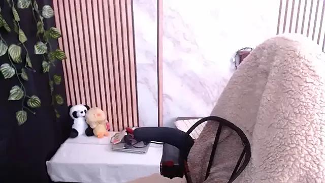 Check-out our cam rooms range and converse on a personal level with our delicious livecams streamers, showing off their spicy curves and toys.