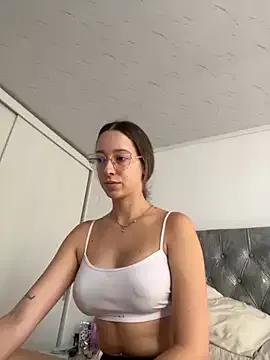 Sophia_rouse from StripChat is Freechat