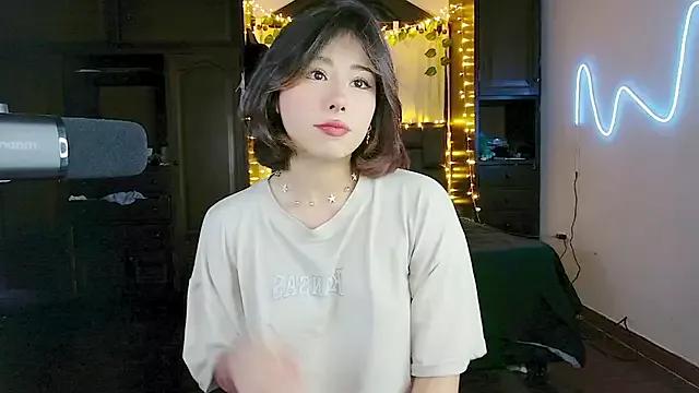 Sophie_sswng from StripChat is Freechat