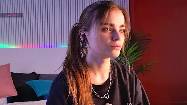 SophieSuvi from StripChat is Freechat