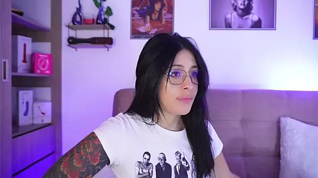 SophiieCumsx from StripChat is Freechat