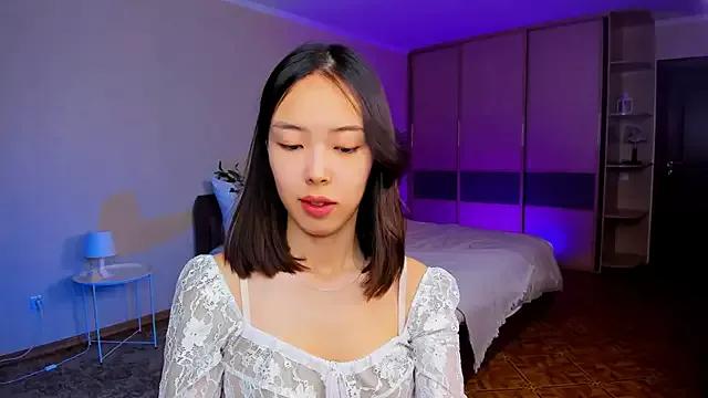 SoulHarmoonyy from StripChat is Freechat