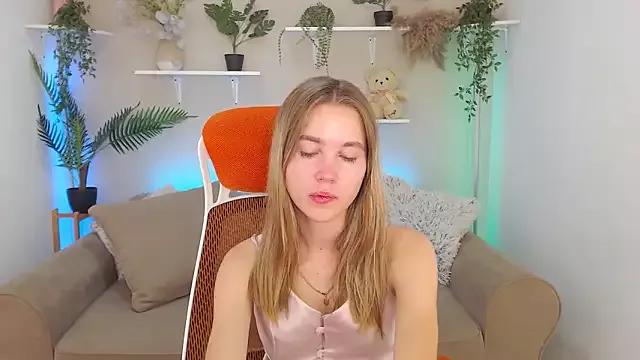 Spicy_Lexi from StripChat is Freechat