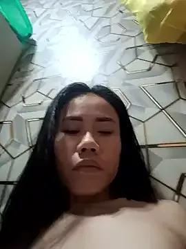 Squirtangel_22 from StripChat is Freechat