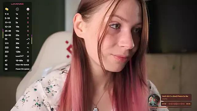 Stella_of_steel from StripChat is Freechat