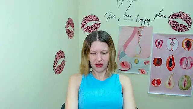 Check-out our cam rooms range and converse on a personal level with our delicious livecams streamers, showing off their spicy curves and toys.