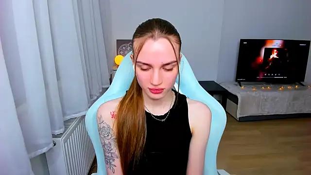 Check-out our cam rooms range and converse on a personal level with our delicious livecams streamers, showing off their spicy curves and toys.