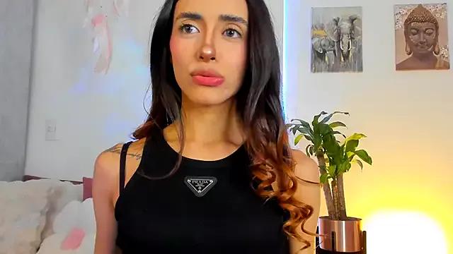 StormiRusso from StripChat is Freechat
