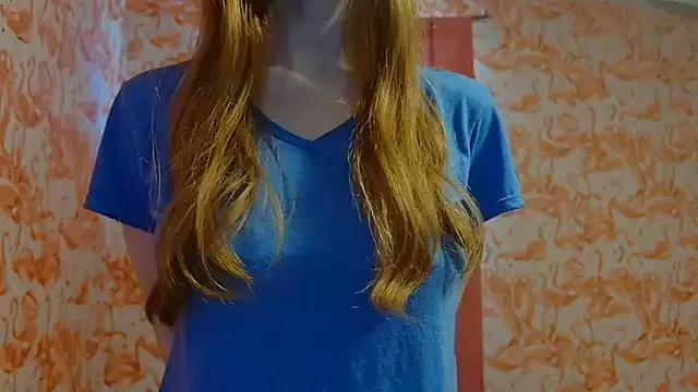 strawberrysmoothie from StripChat is Freechat