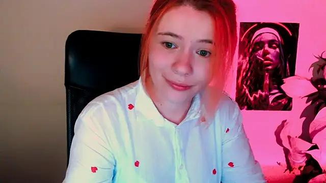 Check-out our cam rooms range and converse on a personal level with our delicious livecams streamers, showing off their spicy curves and toys.