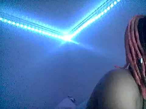 Sunflower_Synns from StripChat is Freechat