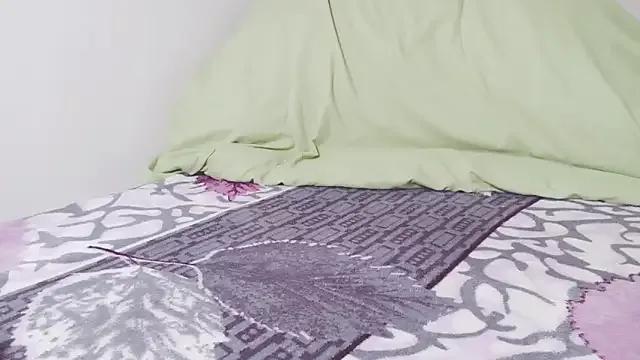 Sunny-Aurora from StripChat is Freechat