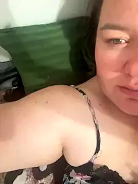 SunnyLeila2101 from StripChat is Freechat