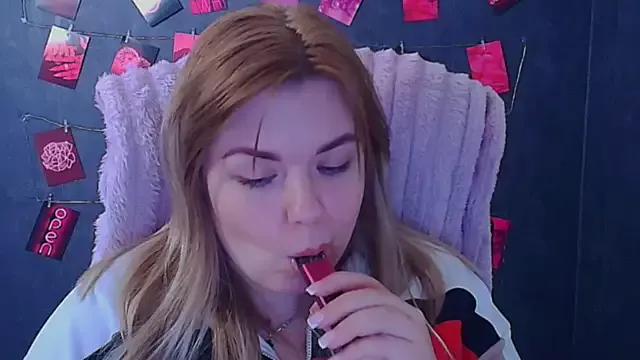 SusannaNight from StripChat is Freechat