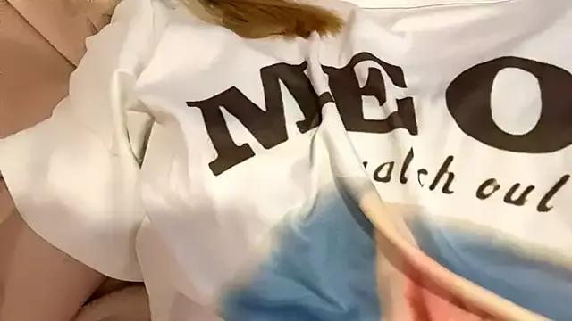 Sweet_horizon from StripChat is Freechat